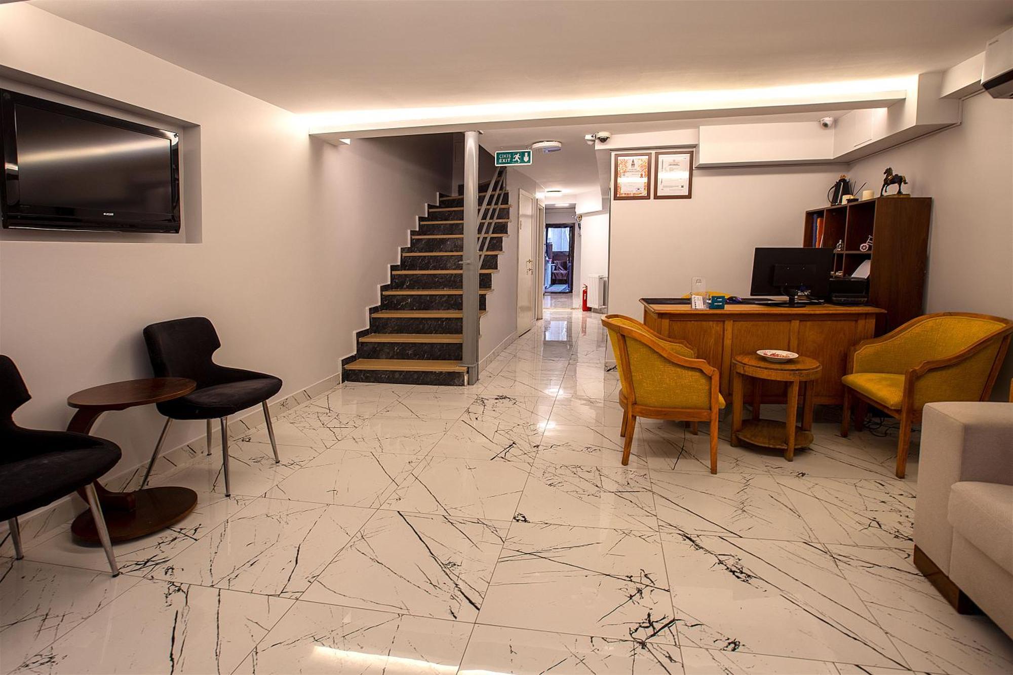 Pera Sultan Suit Istanbul Exterior photo